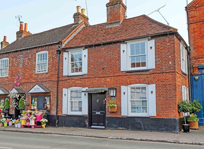 3 Bedroom Cottage For Sale In High Street, Cookham, SL6
