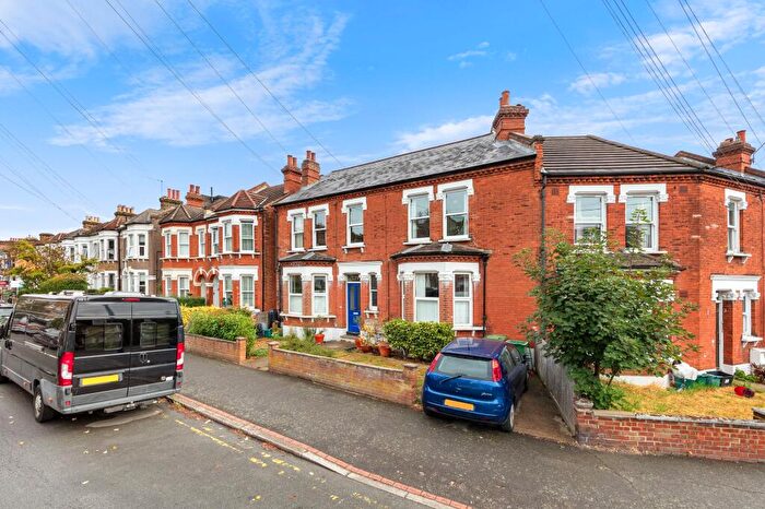 2 Bedroom Flat For Sale In Venner Road, London, SE26
