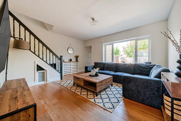 4 Bedroom Terraced House For Sale In Ampney Orchard, Bampton, Oxfordshire, OX18