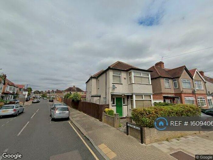 4 Bedroom Detached House To Rent In Nibthwaite Road, Harrow, HA1