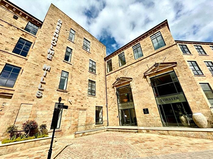 2 Bedroom Flat To Rent In Iron Row, Burley In Wharfedale, Ilkley, West Yorkshire, LS29