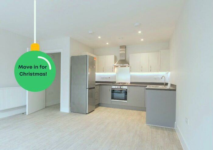 2 Bedroom Apartment To Rent In Honeysuckle Walk, Southmead, Bristol, BS10