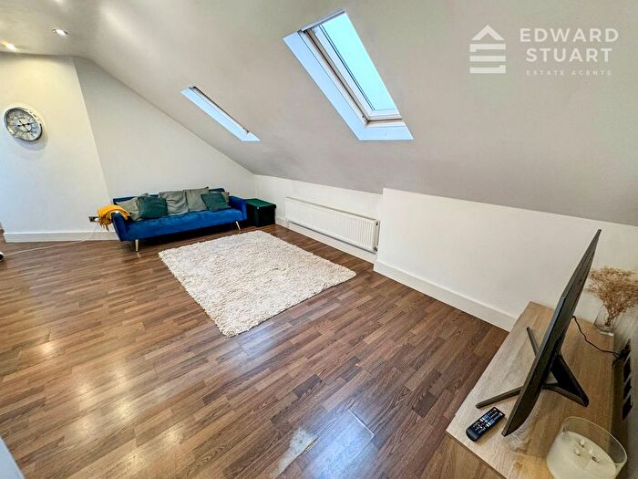 2 Bedroom Flat For Sale In Fletton Avenue, Fletton, Peterborough, PE2