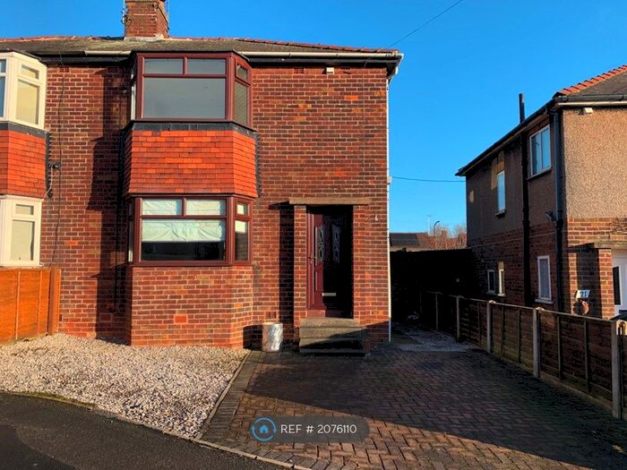 3 Bedroom Semi-Detached House To Rent In Chantry Place, Kiveton Park, Sheffield, S26