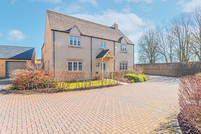 5 Bedroom Detached House For Sale In Old Ilsom Farm Road, Tetbury, GL8