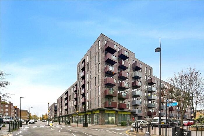 2 Bedroom Flat For Sale In Graciosa Court, Harford Street, London, E1