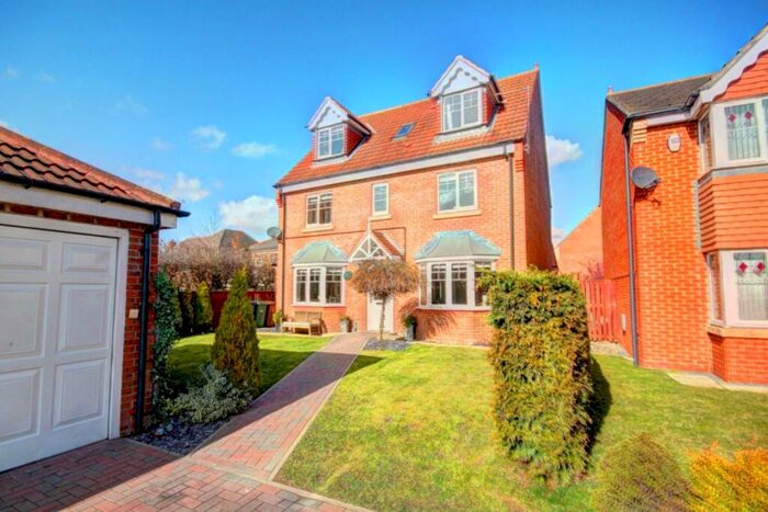 6 Bedroom Detached House To Rent In Weymouth Drive, Biddick Woods, Houghton Le Spring, Tyne And Wear, DH4