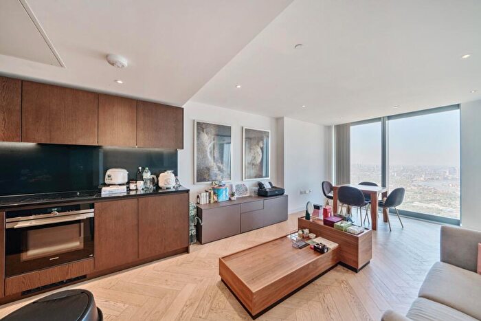 2 Bedroom Flat For Sale In Marsh Wall London, E14