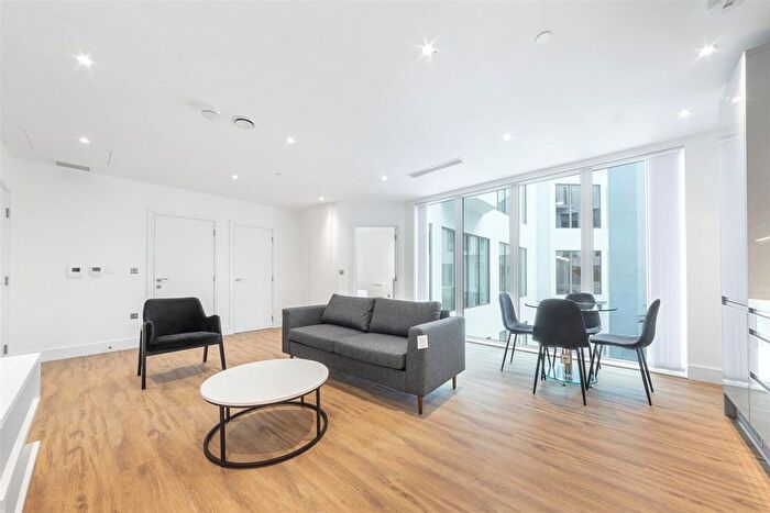 1 Bedroom Flat To Rent In West Gate, Ealing, W5