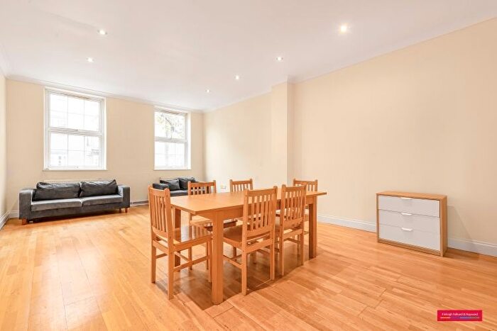 4 Bedroom Flat To Rent In Chalton Street, London, NW1