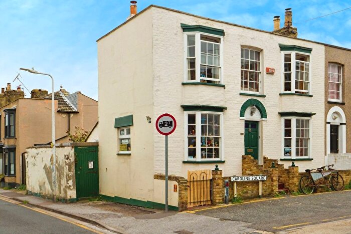 4 Bedroom Terraced House For Sale In Caroline Square, Margate, CT9
