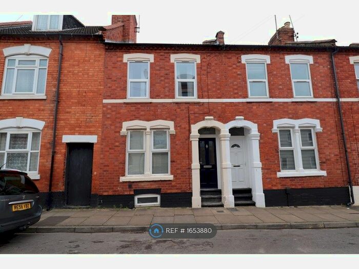 3 Bedroom Terraced House To Rent In Connaught Street, Northampton, NN1