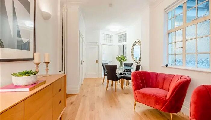 2 Bedroom Apartment To Rent In Strathmore Court, Park Road, St John's Wood, London, NW8