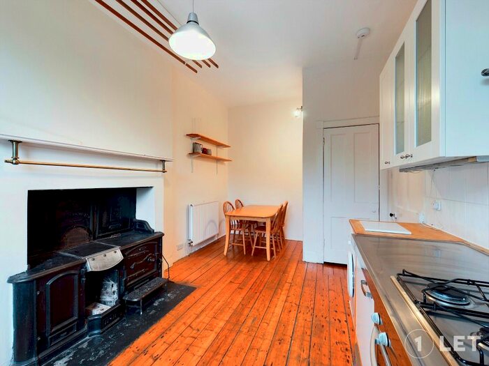 1 Bedroom Flat To Rent In Murieston Crescent, Dalry, Edinburgh, EH11