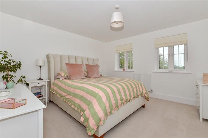 4 Bedroom Detached House For Sale In Tully Drive, Paddock Wood, Tonbridge, Kent, TN12