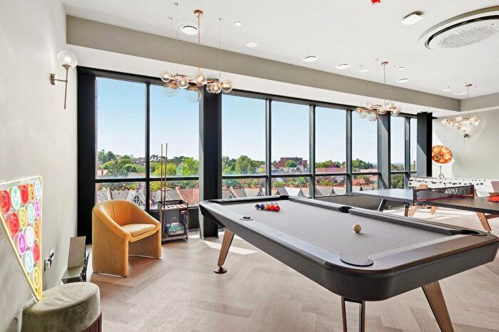 Studio To Rent In Lowlands Road, Harrow, Middlesex, HA1