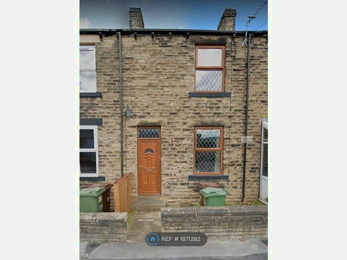 2 Bedroom Terraced House To Rent In Grove Street, Ossett, WF5