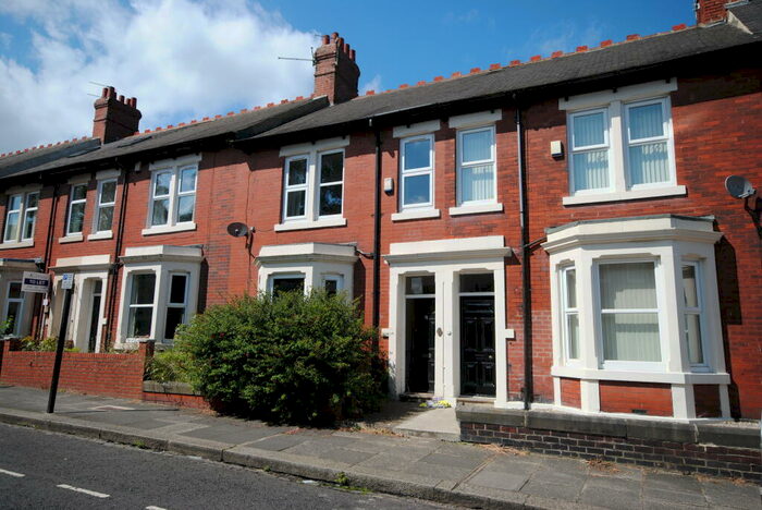 5 Bedroom Property To Rent In Osborne Avenue, Jesmond, Newcastle Upon Tyne, NE2