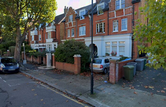 Studio To Rent In Dartmouth Road, London, NW2