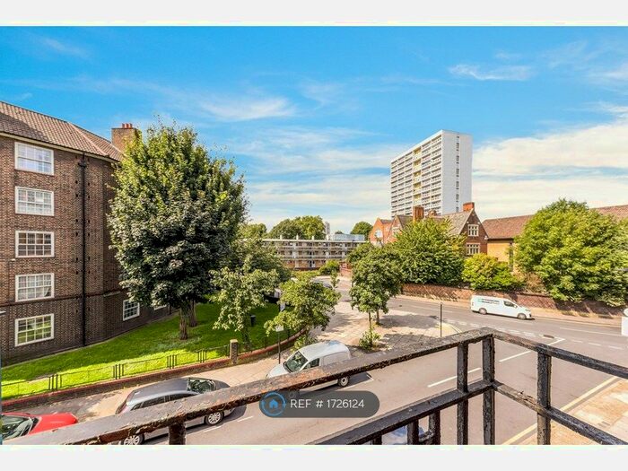 2 Bedroom Flat To Rent In Sumner House, London, E3