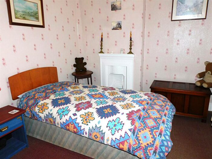 3 Bedroom End Of Terrace House For Sale In Highwell Road, Seaton, EX12