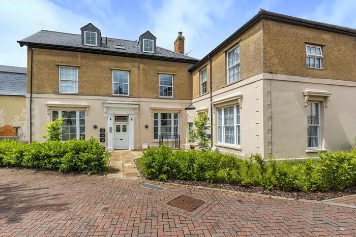 2 Bedroom Apartment To Rent In Eynsham, Witney, OX29