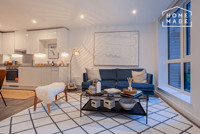 1 Bedroom Apartment To Rent In The Copper House, Liverpool, L1