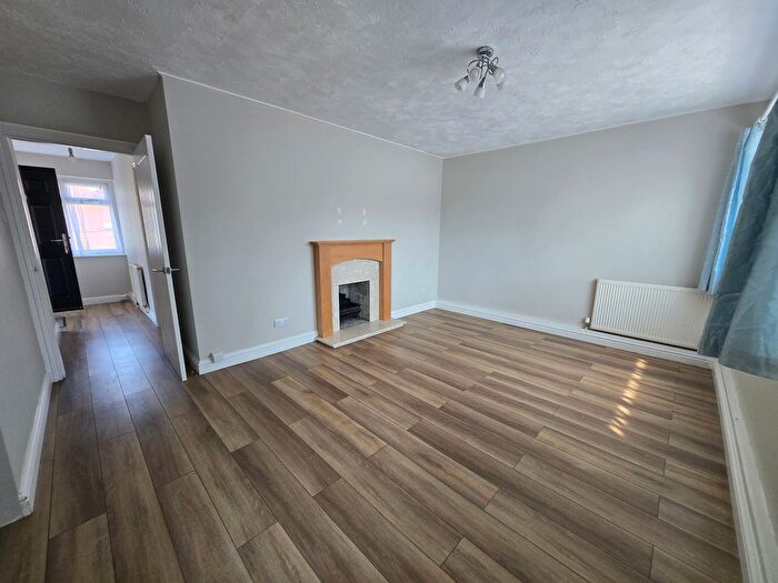 1 Bedroom Flat To Rent In Selsfield Drive, Brighton, BN2