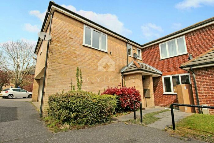 1 Bedroom Flat To Rent In Avignon Close, Abbots Heath, Colchester, Essex, CO2