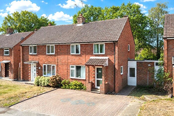2 Bedroom Semi-Detached House For Sale In Southdown Road, Tadley, Hampshire, RG26