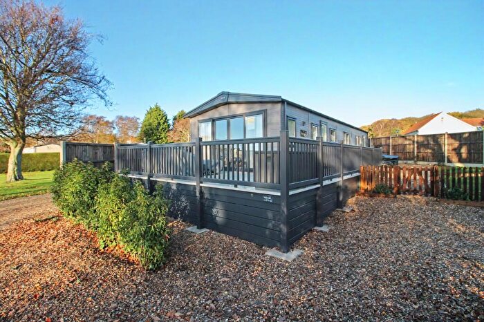 2 Bedroom Park Home For Sale In Holt Road, Upper Sheringham, NR26