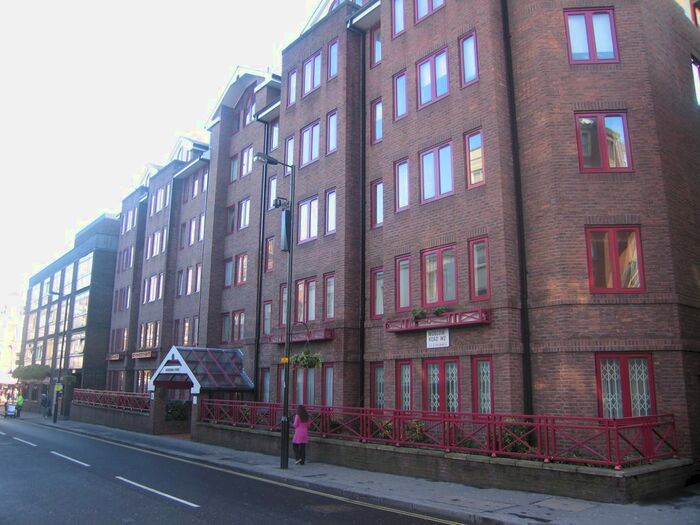 2 Bedroom Flat To Rent In Moscow Road, London, W2