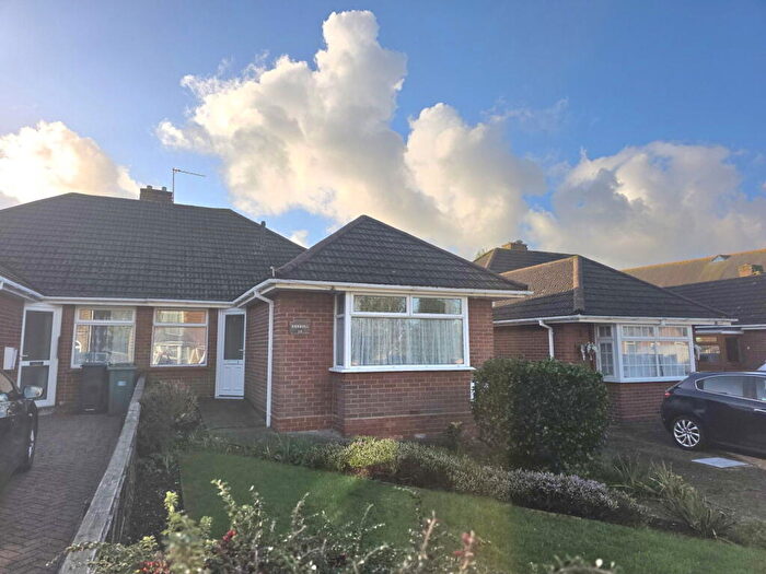 3 Bedroom Semi-Detached Bungalow To Rent In St. Pauls View Road, Newport, PO30