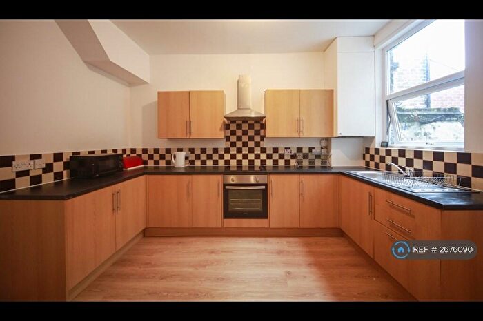 5 Bedroom Terraced House To Rent In Gainsborough Road, Liverpool, L15