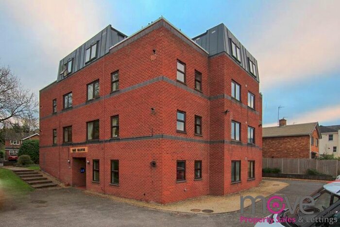2 Bedroom Flat To Rent In Hales Road, Cheltenham GL52