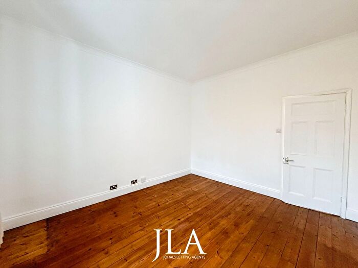 1 Bedroom Flat To Rent In Flat, London Road, Leicester, LE2