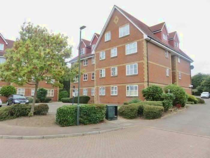 1 Bedroom Flat To Rent In Canada Road, Erith, Kent, DA8