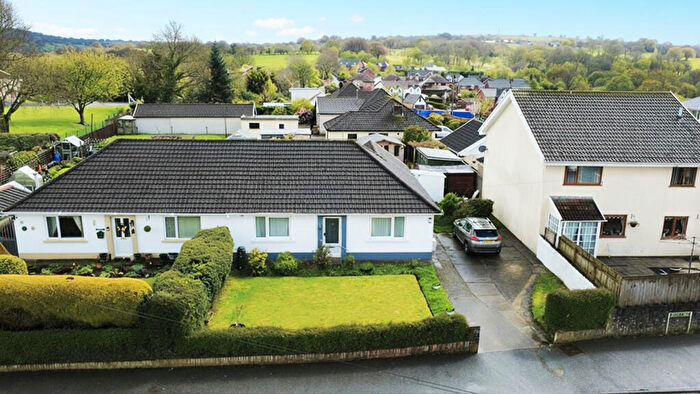 2 Bedroom Semi-Detached Bungalow For Sale In Bryn Lane, Pontllanfraith, NP12