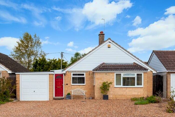 3 Bedroom Detached Bungalow To Rent In Skinner Road, Launton, OX26