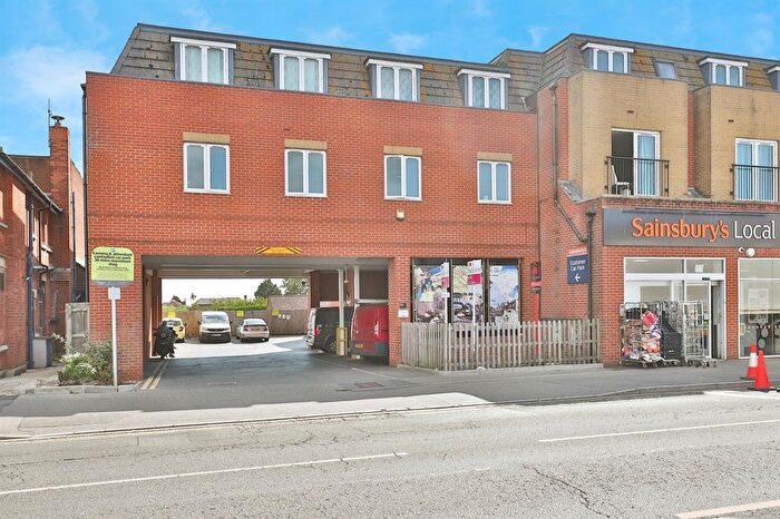 2 Bedroom Flat For Sale In Wimborne Road, Bournemouth, BH9