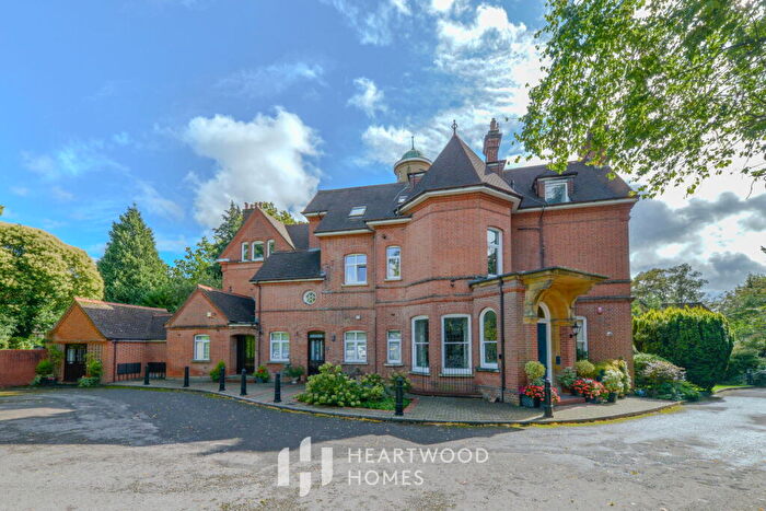 3 Bedroom Apartment For Sale In The Moorings, Althorp Road, St. Albans, AL1