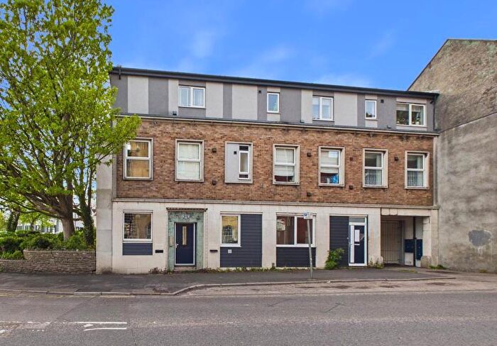 1 Bedroom Flat For Sale In Rhian Place, Kingswood, Bristol, BS15