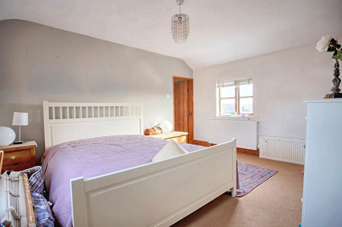 2 Bedroom Cottage For Sale In Wheat Lane, Lathom, Ormskirk, L40