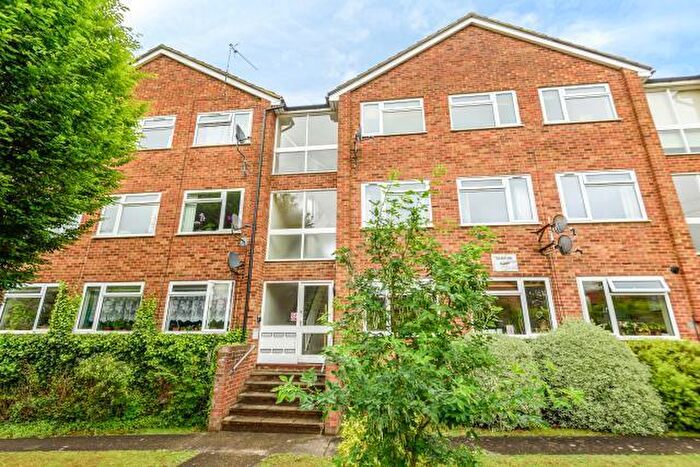 2 Bedroom Apartment To Rent In Maidenhead, Berkshire, SL6