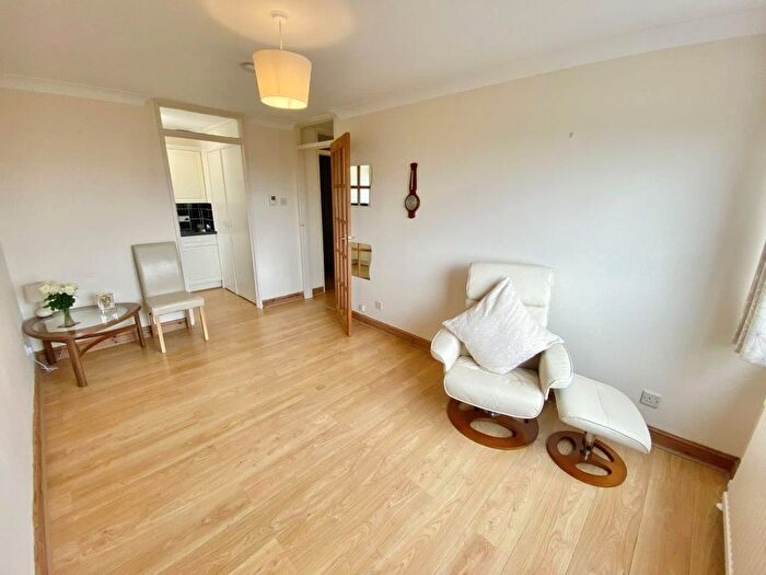 1 Bedroom Flat For Sale In Lucerne, Lower Warberry Road, Torquay, TQ1