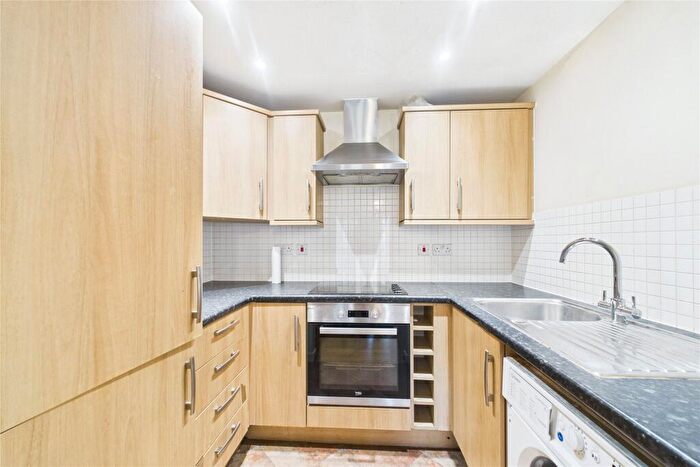 1 Bedroom Apartment To Rent In Grenfell Road, Maidenhead, Berkshire, SL6