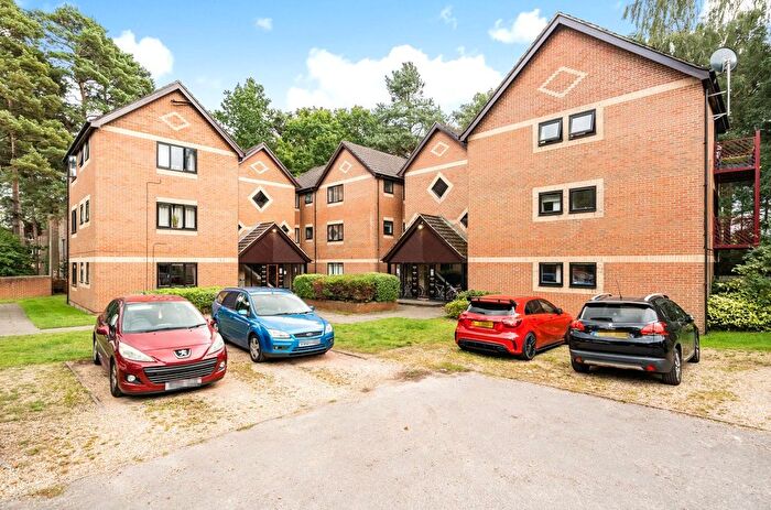1 Bedroom Flat To Rent In Wayland Close, Bracknell, Berkshire, RG12