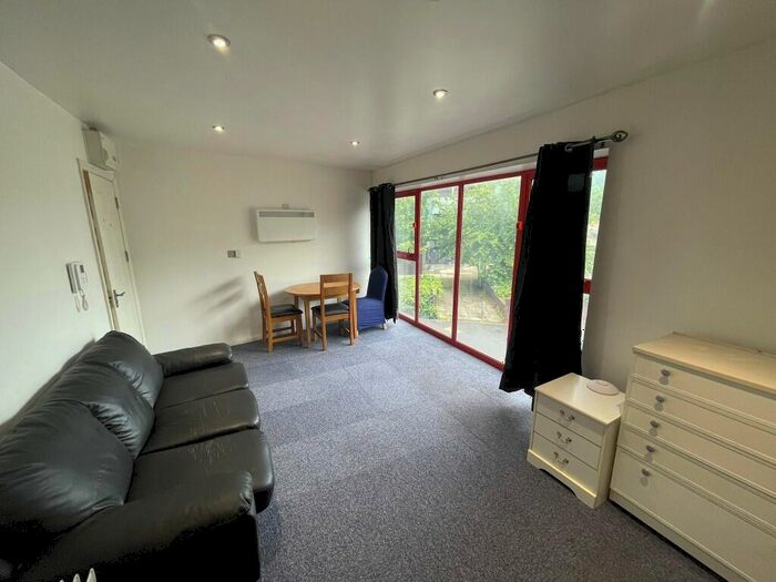 Studio To Rent In Princes Street, Ipswich, Suffolk, IP1