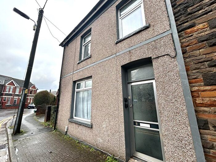 1 Bedroom House To Rent In Queen Street, Treforest, Pontypridd, CF37