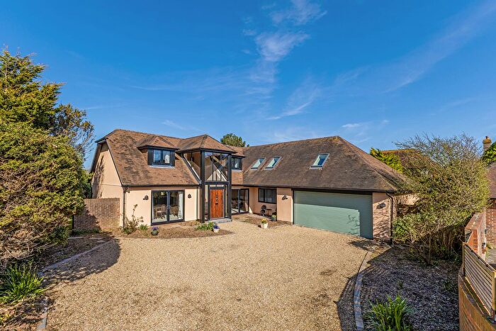 5 Bedroom Detached House For Sale In Fosters Close, East Preston, BN16